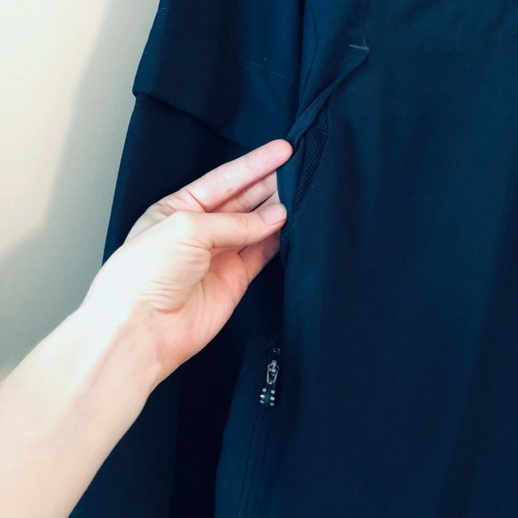 ADIDAS | University of Michigan Convertible Coaches Jacket Team Performance - Picture 10 of 11